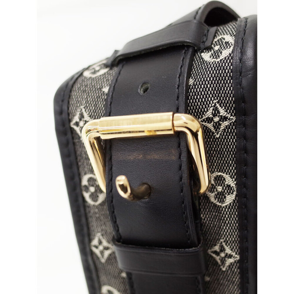 Louis Vuitton Monogram Besas Marie Kate Shoulder Bag Pink - Picture 5 of 8